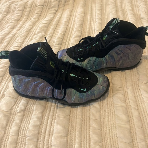 Nike Foamposite - Picture 2 of 5